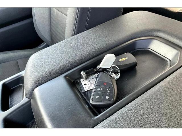 2026 Chevrolet Silverado 1500 2WD Crew Cab Short Bed Custom