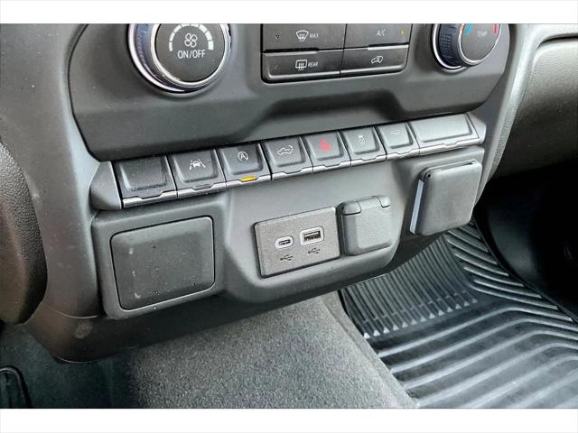 2026 Chevrolet Silverado 1500 2WD Crew Cab Short Bed Custom