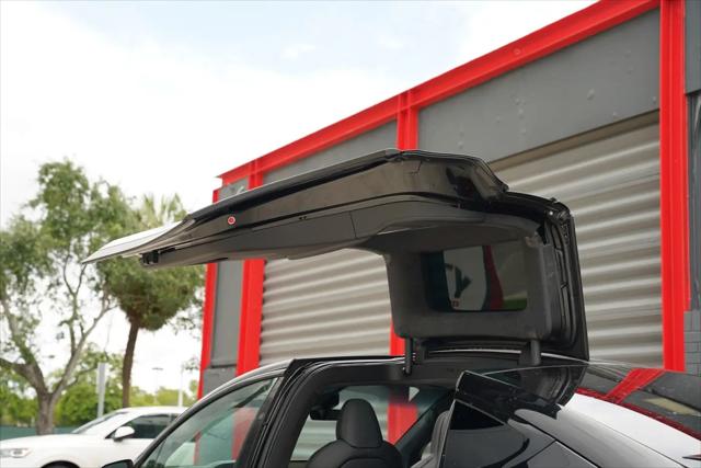 2022 Tesla Model X Dual Motor All-Wheel Drive
