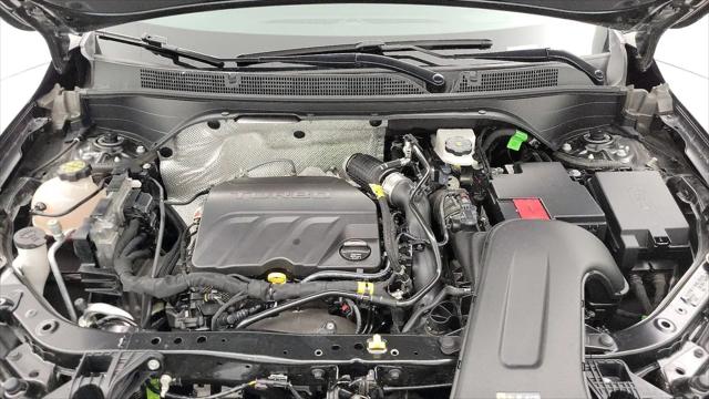 2025 Buick NV Preferred FWD