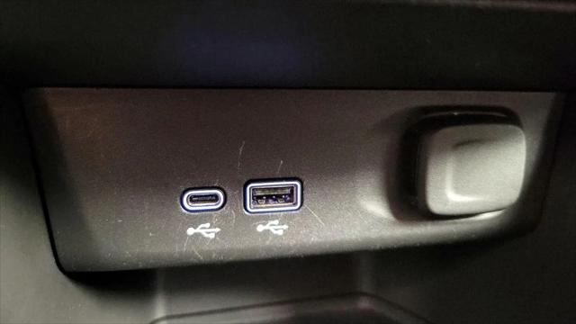 2025 Buick NV Preferred FWD