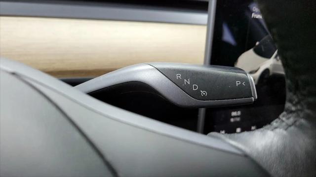 2022 Tesla Model 3 Rear-Wheel Drive