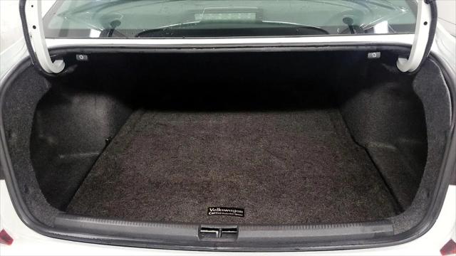 2016 Volkswagen Passat 1.8T S
