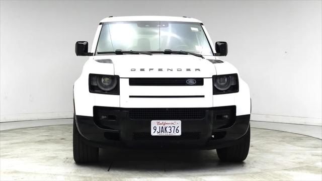 2024 Land Rover Defender 130 P400 X-Dynamic SE
