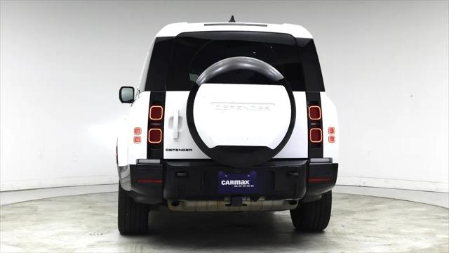2024 Land Rover Defender 130 P400 X-Dynamic SE