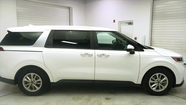 2022 Kia Carnival MPV LX Seat Package