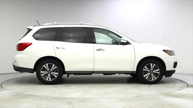 2018 Nissan Pathfinder SL