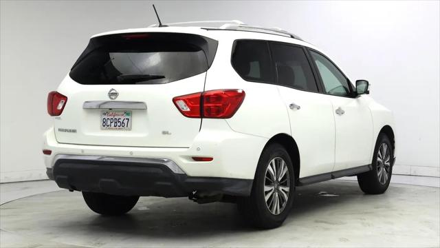 2018 Nissan Pathfinder SL
