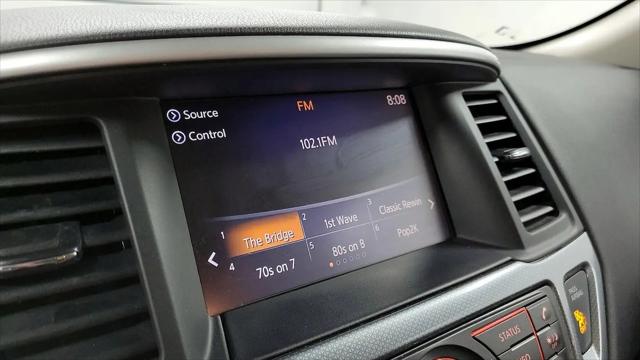 2018 Nissan Pathfinder SL