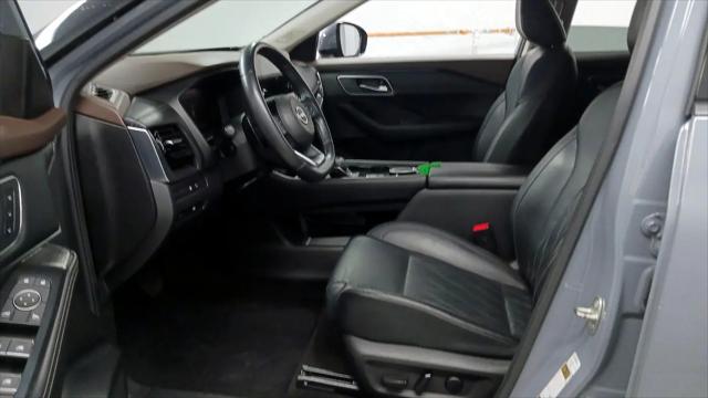 2023 Nissan Rogue Platinum FWD
