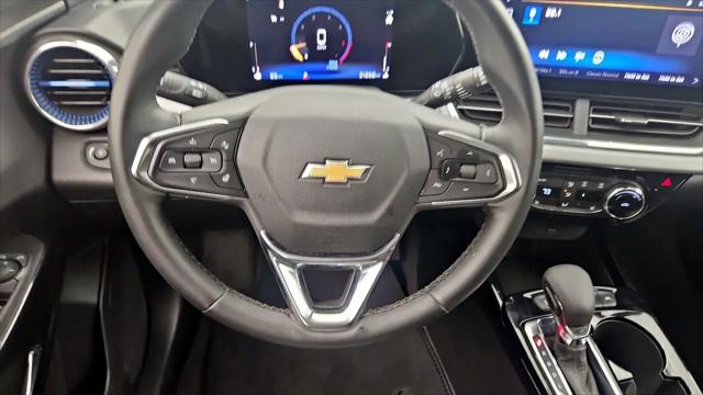 2025 Chevrolet Trax FWD LT