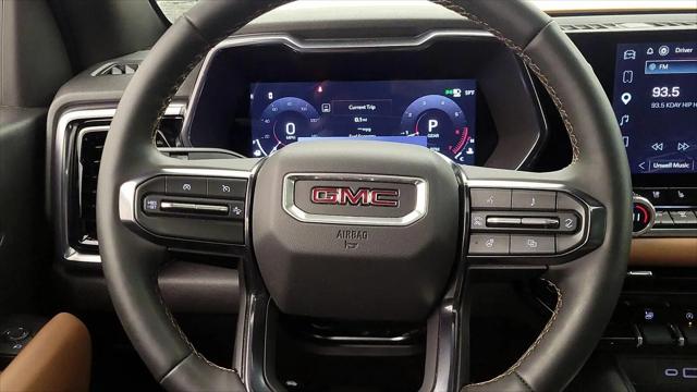 2025 GMC Canyon 4WD AT4