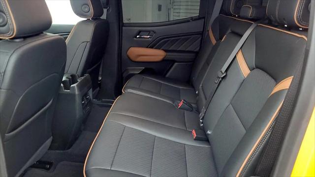 2025 GMC Canyon 4WD AT4