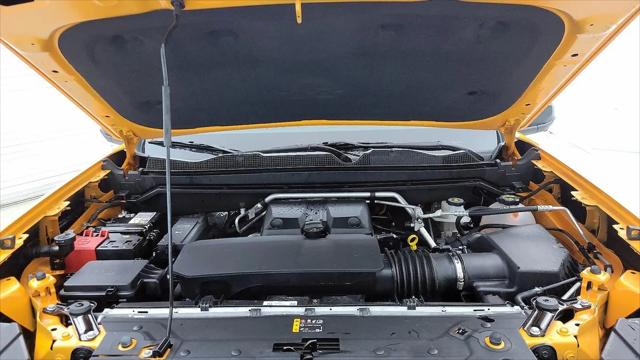2025 GMC Canyon 4WD AT4