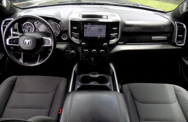 2022 Ram 1500 Big Horn Crew Cab 4x4 5'7" Box