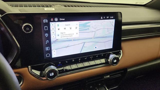 2025 GMC Canyon 4WD AT4