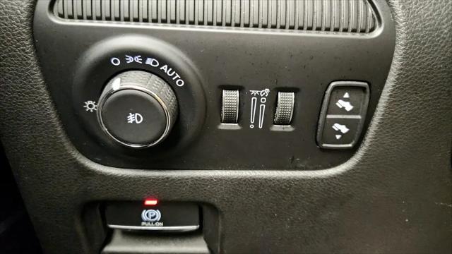 2023 Jeep Wagoneer Series II Carbide 4x4