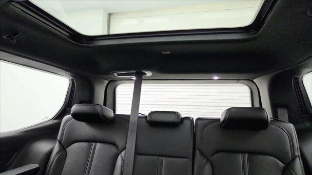 2023 Jeep Wagoneer Series II Carbide 4x4