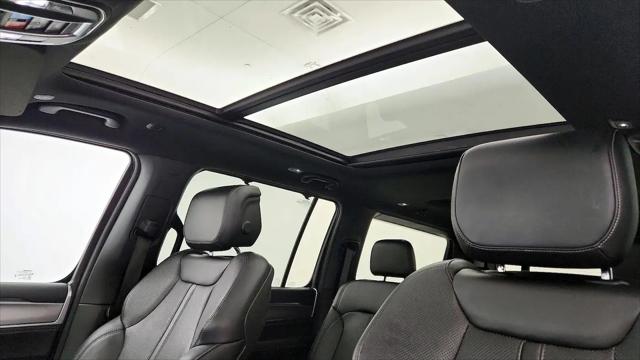 2023 Jeep Wagoneer Series II Carbide 4x4