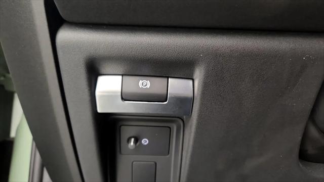 2023 Land Rover Defender 90 75th Edition