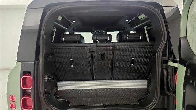 2023 Land Rover Defender 90 75th Edition