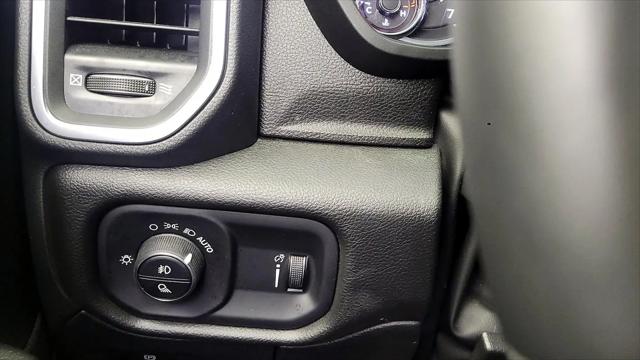 2024 Ram 1500 Big Horn Crew Cab 4x4 5'7" Box
