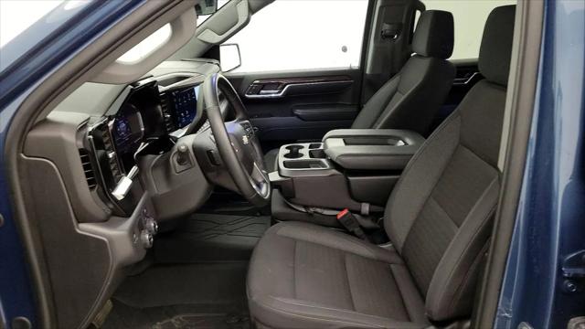 2024 Chevrolet Silverado 1500 2WD Crew Cab Short Bed LT