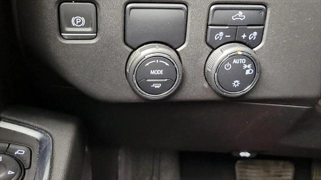 2024 Chevrolet Silverado 1500 2WD Crew Cab Short Bed LT