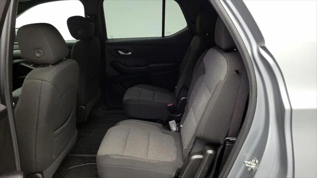 2023 Chevrolet Traverse AWD LT Cloth