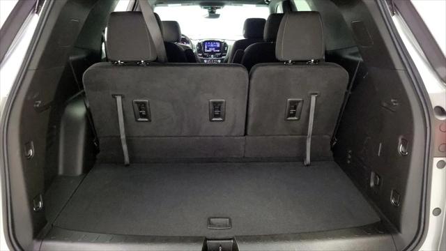 2023 Chevrolet Traverse AWD LT Cloth