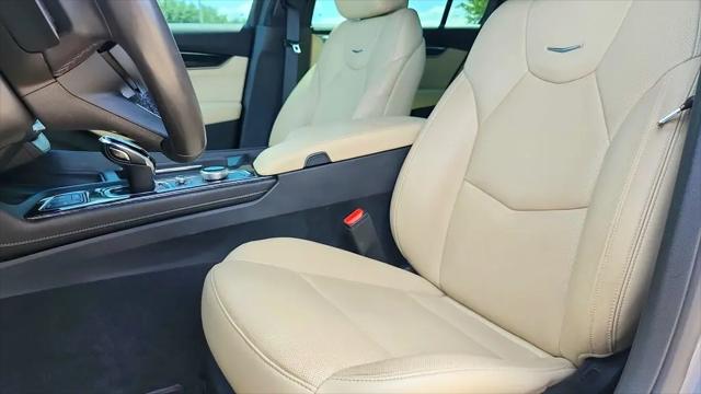 2022 Cadillac CT5 Premium Luxury