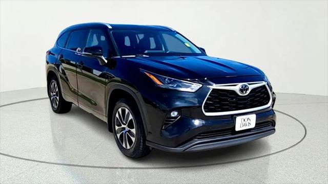 2023 Toyota Highlander XLE for sale in ARLINGTON, TX