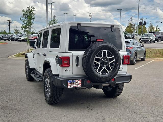 2024 Jeep Wrangler 4-Door Sahara 4x4