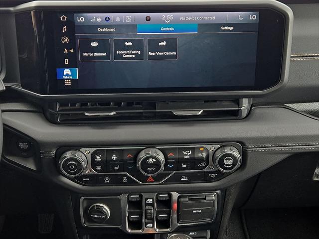 2024 Jeep Wrangler 4-Door Sahara 4x4