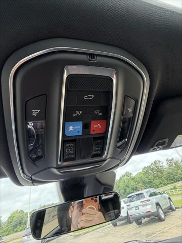 2026 Jeep Grand Cherokee Altitude 4x2