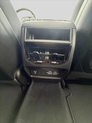 2026 Jeep Grand Cherokee Altitude 4x2