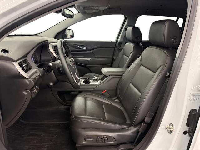 2023 GMC Acadia AWD SLT
