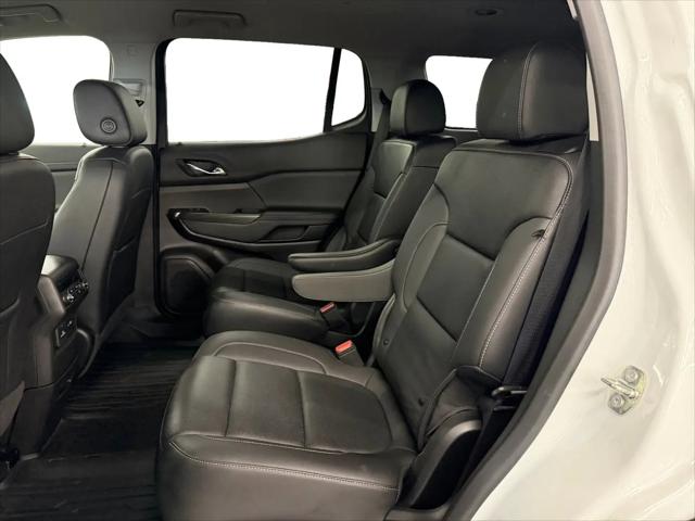 2023 GMC Acadia AWD SLT