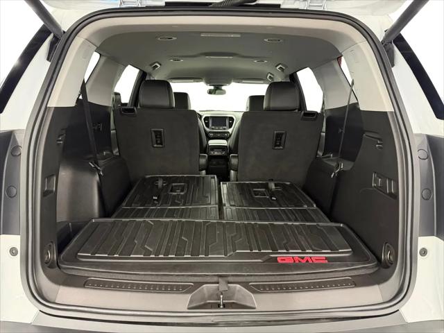 2023 GMC Acadia AWD SLT