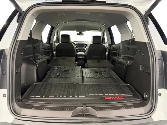 2023 GMC Acadia AWD SLT