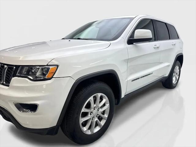 2022 Jeep Grand Cherokee Laredo E 4x4