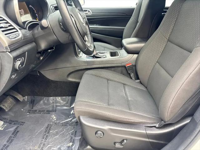 2022 Jeep Grand Cherokee Laredo E 4x4
