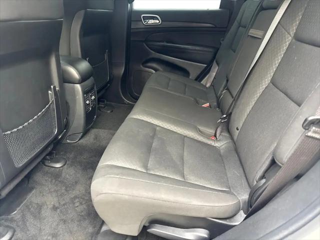 2022 Jeep Grand Cherokee Laredo E 4x4