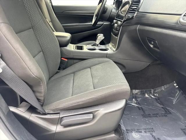 2022 Jeep Grand Cherokee Laredo E 4x4