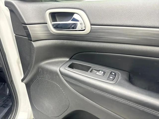 2022 Jeep Grand Cherokee Laredo E 4x4