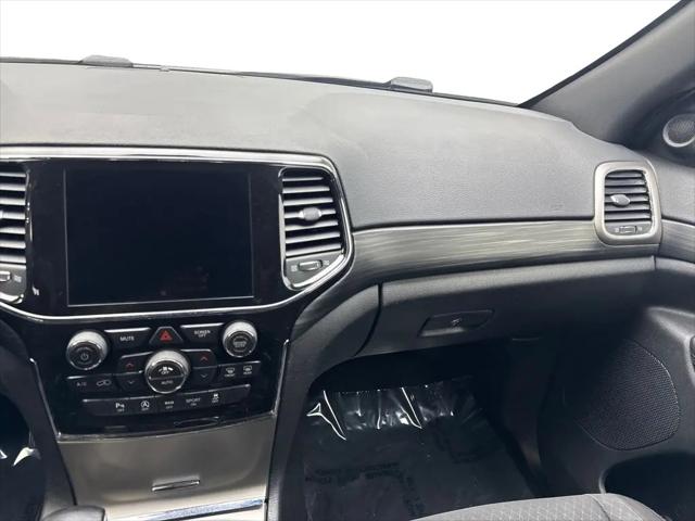 2022 Jeep Grand Cherokee Laredo E 4x4