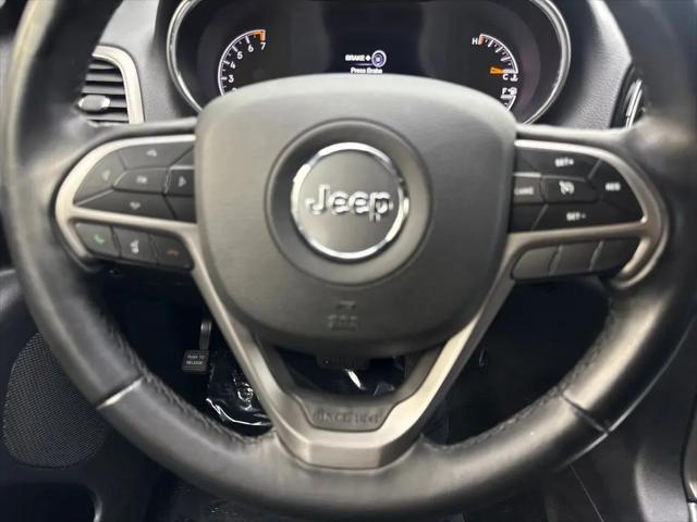 2022 Jeep Grand Cherokee Laredo E 4x4