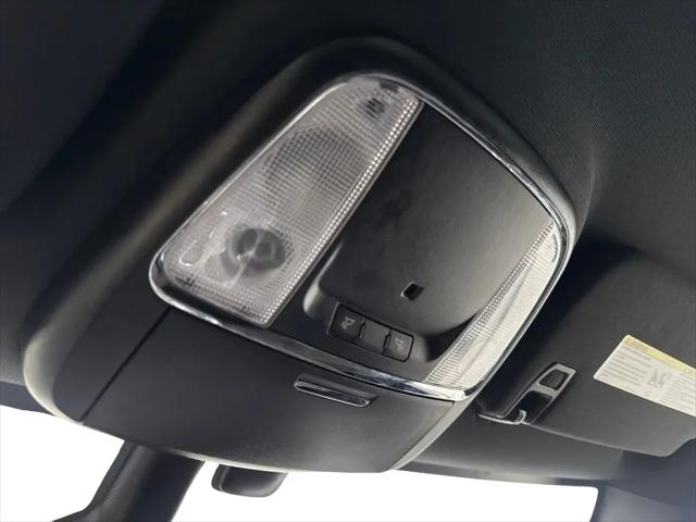 2022 Jeep Grand Cherokee Laredo E 4x4