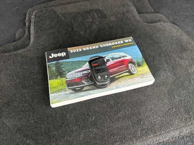 2022 Jeep Grand Cherokee Laredo E 4x4