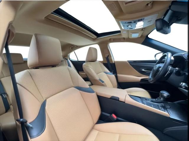 2022 Lexus ES 250 ES 250